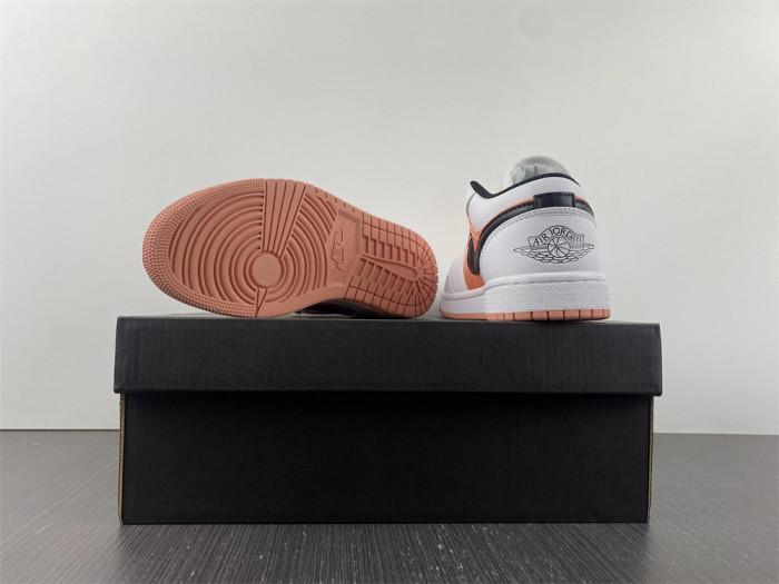 air jordan 1 low white light madder root dm8960-801