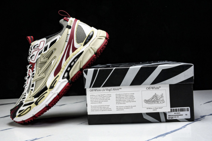 Off-White c/o Virgil Abloh