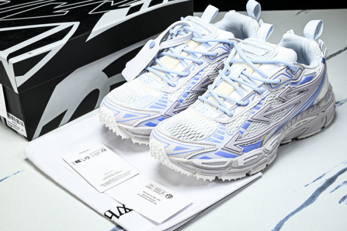 Off-White c/o Virgil Abloh