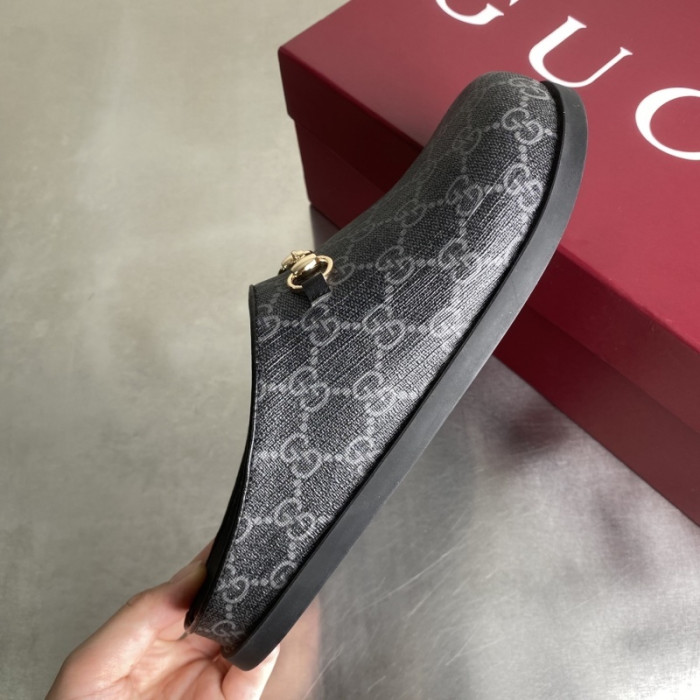 G*u*i SANDALS D06672