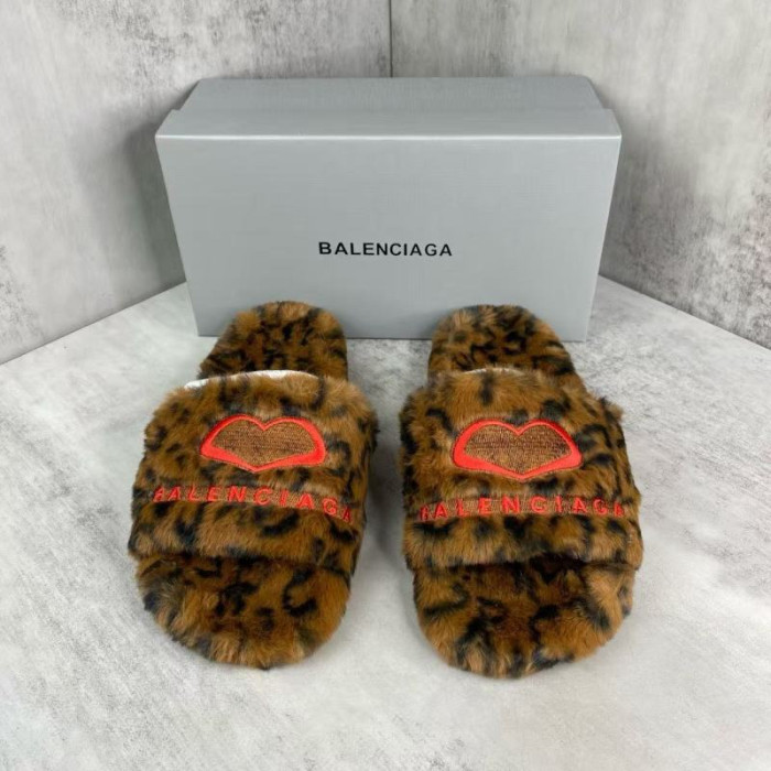Ba*len*cia*ga Sandals W3R83 9700