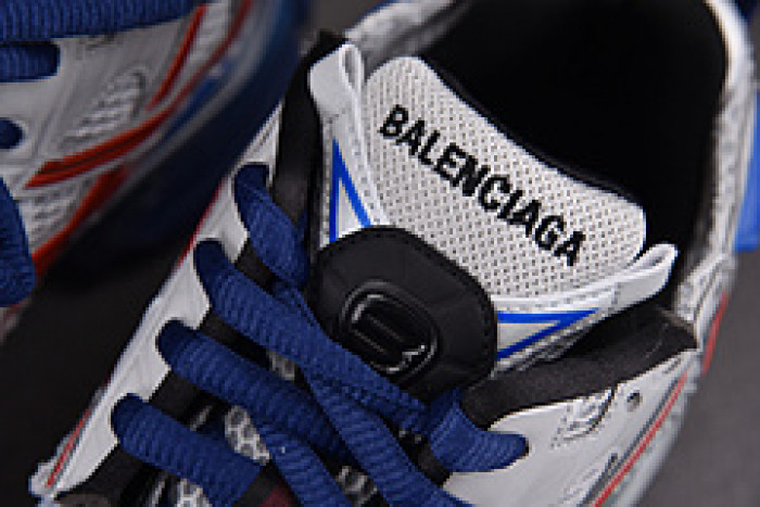 Ba*len*cia*ga Runner 677403 W3RB6 1264