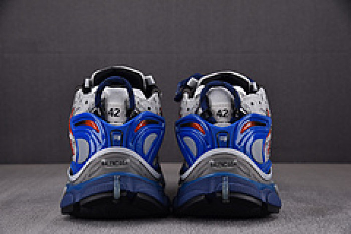 Ba*len*cia*ga Runner 677403 W3RB6 1264