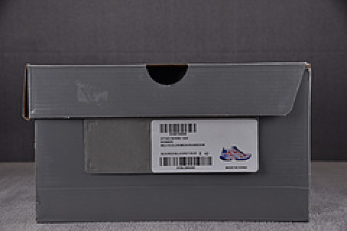 Ba*len*cia*ga Runner 677403 W3RB6 1264