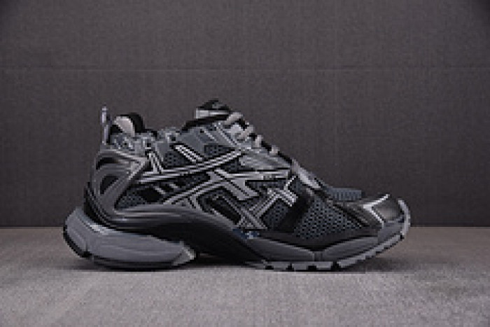 Ba*len*cia*ga Runner 677403 W3RBR 1515