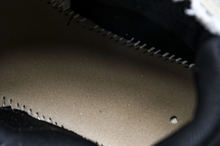 Ba*len*cia*ga Runner 677403 W5RH6 0312