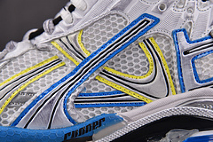 Ba*len*cia*ga Runner 772767 W3RMU9047