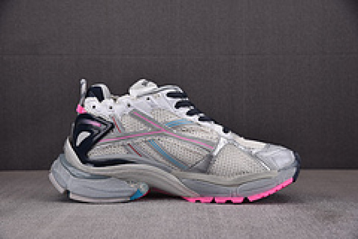 Ba*len*cia*ga Runner 772774 W3RMU 9154