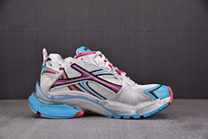 Ba*len*cia*ga Runner 772774 W3RMU 9458