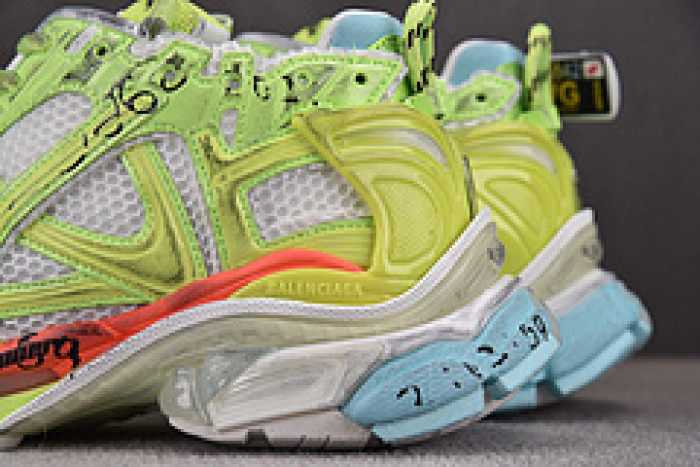 Ba*len*cia*ga Runner 772774 WRNMT4697