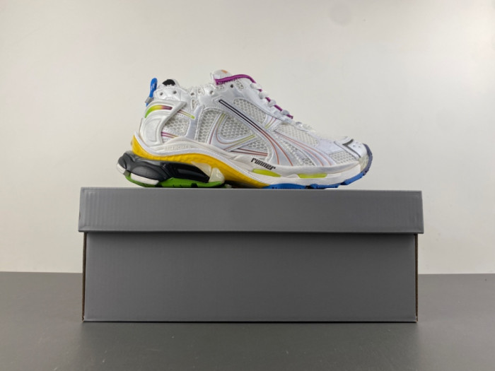 Ba*len*cia*ga Runner 772774 WRUNG 9800