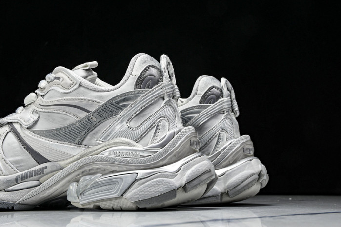 Ba*len*cia*ga Runner 779064 WRNNY 1180