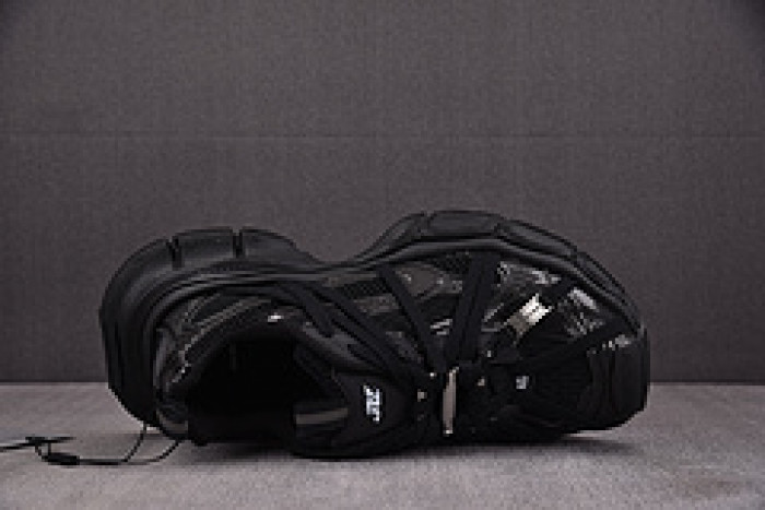 Ba*len*cia*ga 3XL SNEAKER 825601 W3XCH 1000