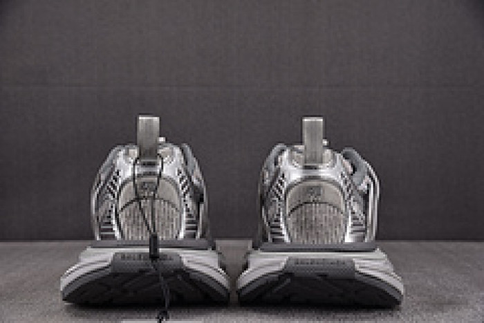 Ba*len*cia*ga 3XL SNEAKER 825601 W3XCH 1101