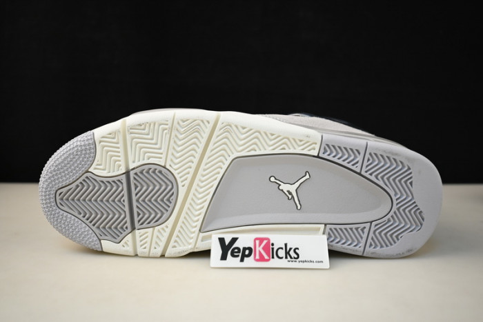 air jordan 4 retro frozen moments aq9129-001