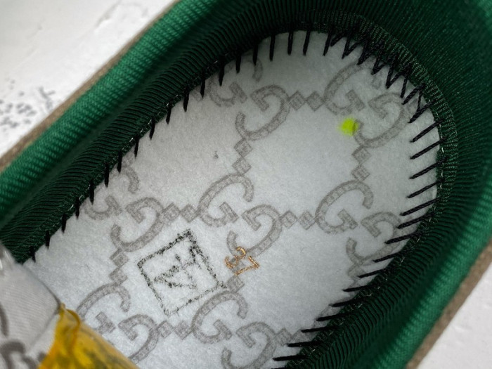 G*u*i ACE EMBROIDERED LOW-TOP SNEAKER E2269