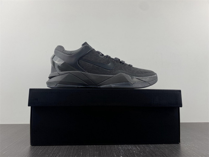nike kobe 7 black mamba 869460-442
