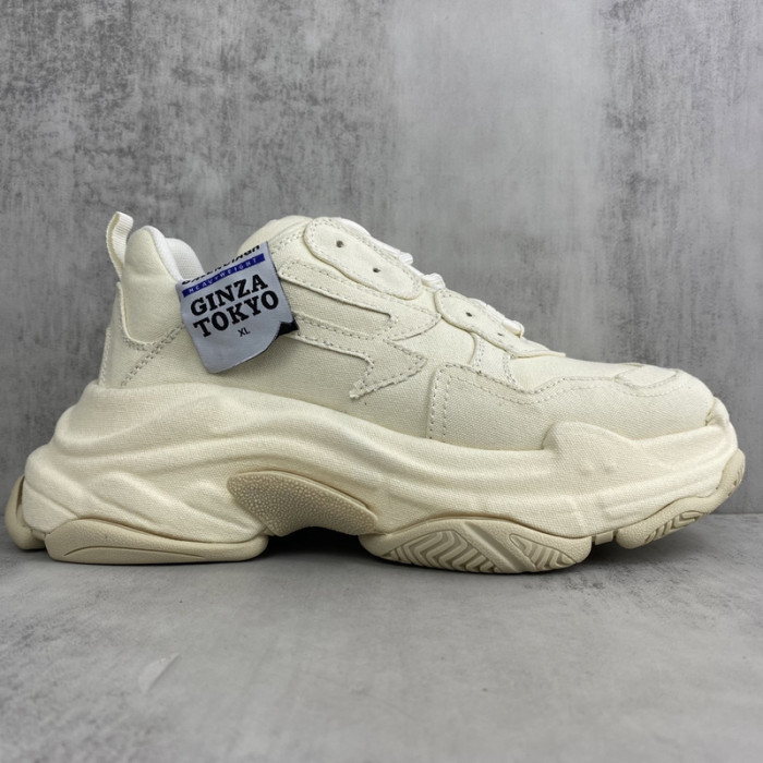 Ba*len*cia*ga Triple S SNEAKER