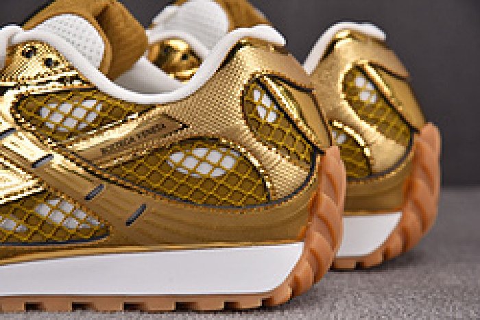 Bo*te*ga Ve*ne*ta BV049