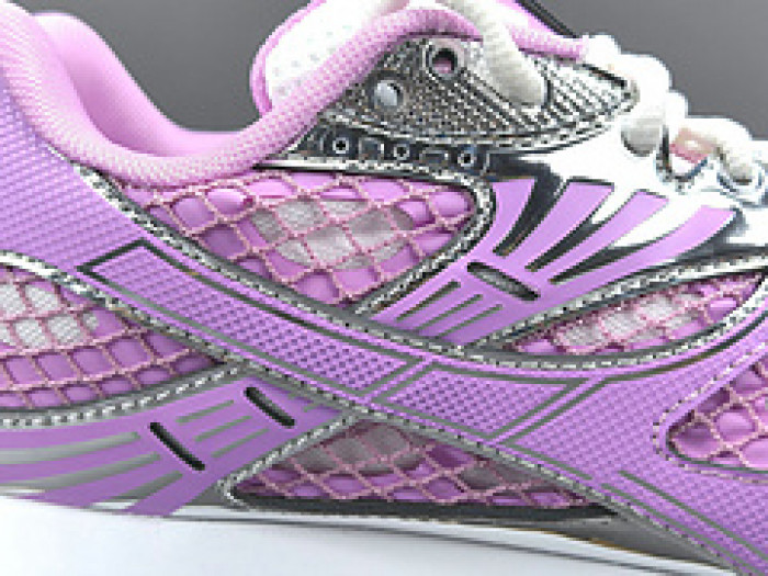 Bo*te*ga Ve*ne*ta BV057