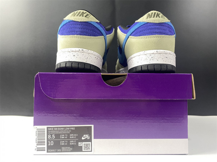 nike dunk low sb acg celadon bq6817-301