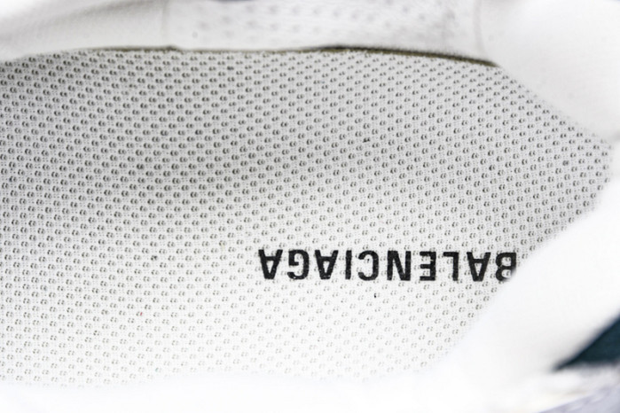 Ba*len*cia*ga Runner 772767 W3RMU 9934