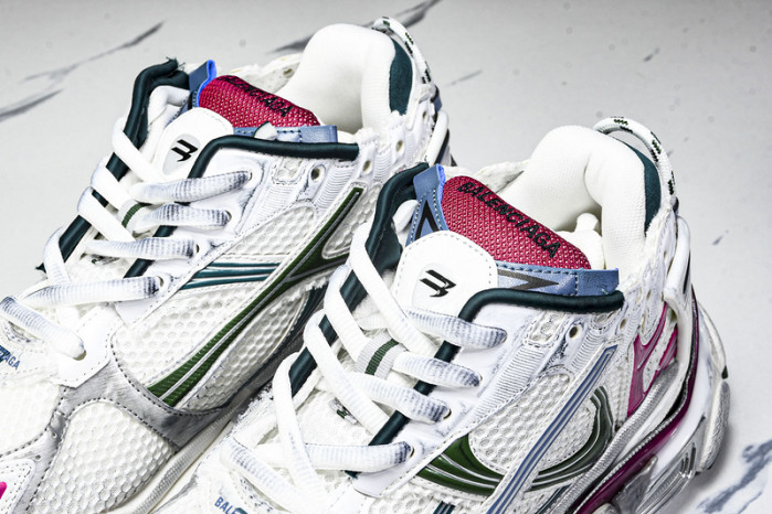 Ba*len*cia*ga Runner 772767 W3RMU 9934