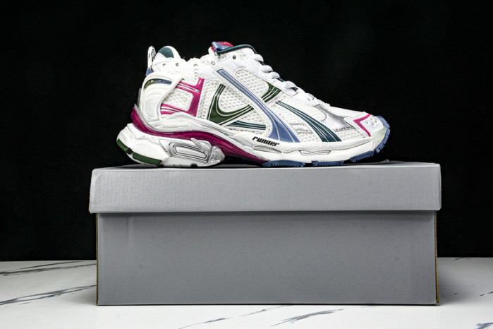 Ba*len*cia*ga Runner 772767 W3RMU 9934