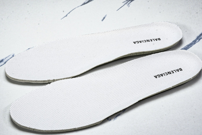 Ba*len*cia*ga Runner 772767 W3RMU 9934