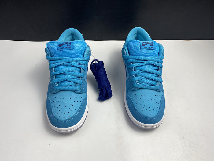 nike dunk&nbsp sb low “blue fury” bq6817-400