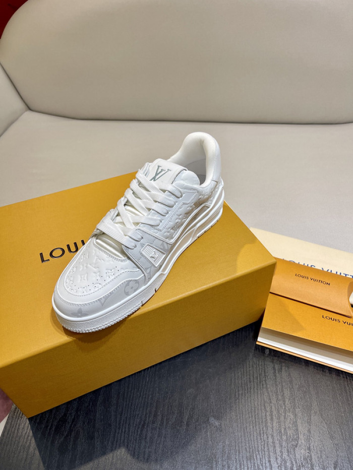 l0vt sneakers