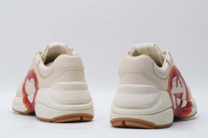 G*u*i ACE EMBROIDERED LOW-TOP SNEAKER E2286