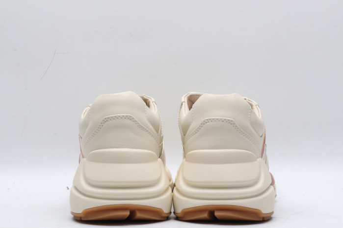 G*u*i ACE EMBROIDERED LOW-TOP SNEAKER E2295