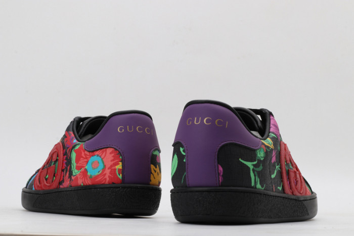 G*u*i ACE EMBROIDERED LOW-TOP SNEAKER E2317