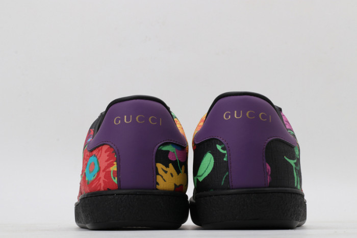 G*u*i ACE EMBROIDERED LOW-TOP SNEAKER E2317