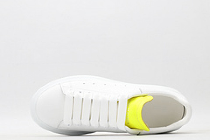 Ale*d*r M*Q*en E2697