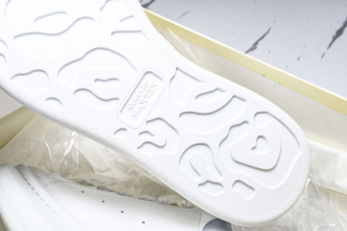 Ale*d*r M*Q*en E2729