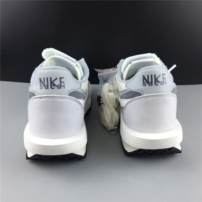 nike ld waffle sacai summit white bv0073-100
