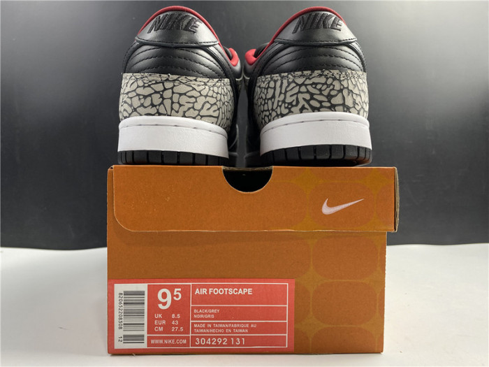 S*p*e × Nike SB Dunk Low “Black Cement 304292-131