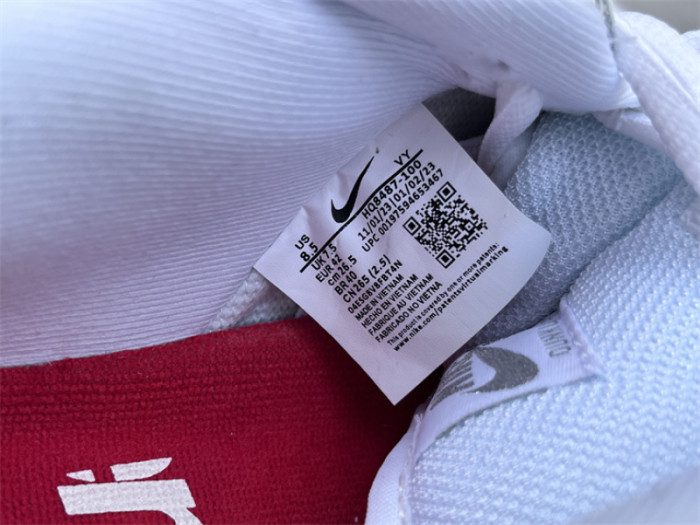 S*prem* x Nike SB Dunk Low White / Metallic Silver-White HQ8487-100