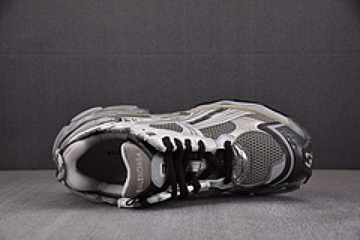 Ba*len*cia*ga Runner 772774 W3RMU 2000