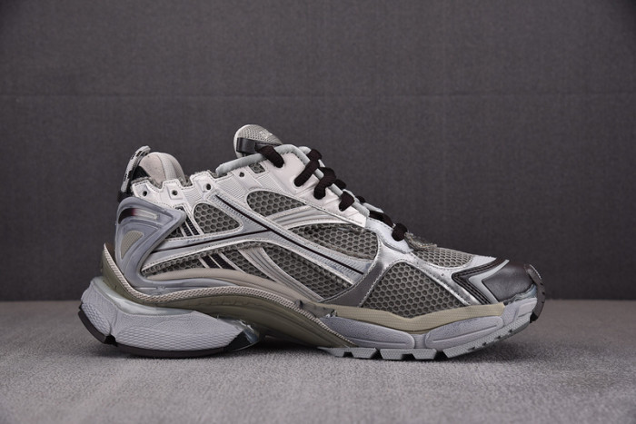 Ba*len*cia*ga Runner 772774 W3RMU 2000