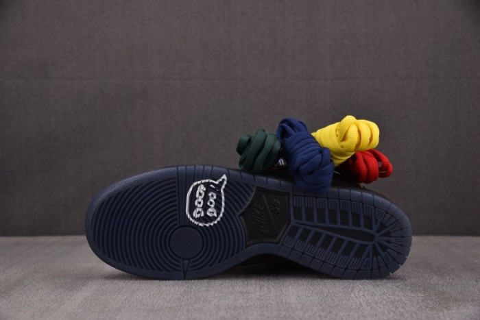 Nardwuar Nike SB Dunk Low II1493-600