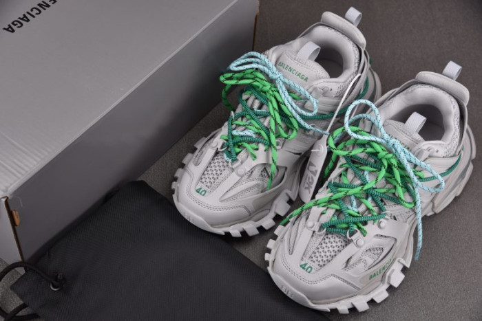 Ba*len*cia*ga TRACK IXEW2508DT2340