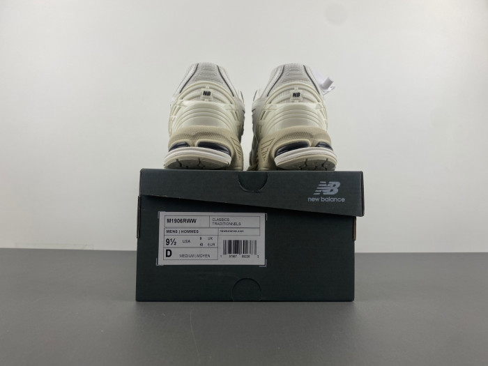 New Balance M1906RWW