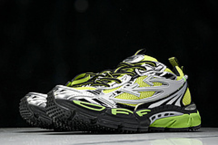 Off-White c/o Virgil Abloh