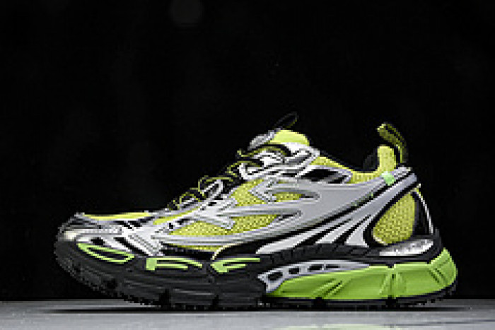 Off-White c/o Virgil Abloh