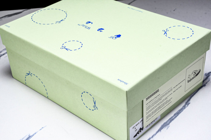 Off-White c/o Virgil Abloh