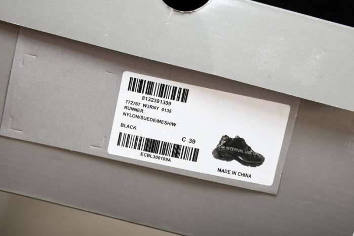 Ba*len*cia*ga Runner 772767 W3RMU9034