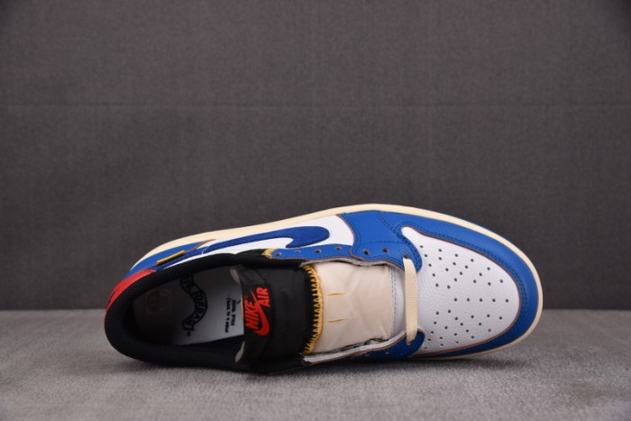 Air Jordan 1 Low UN HQ6998-146